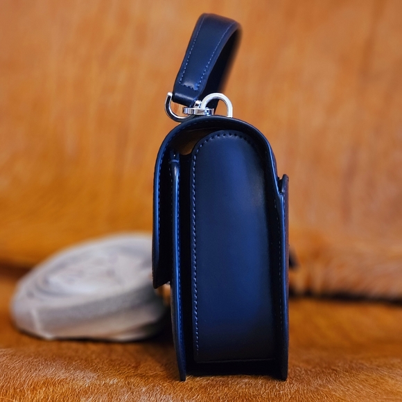 💲SOLD⬇️ Kate Spade♠️ | Audrey Flap Crossbody - Blazer Blue - Picture 4 of 10